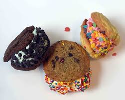 Braum's Menu: Your Favorites from Burgers to Ice Cream!