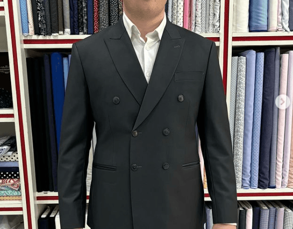 The Art of Bespoke Suits: Jhasper Fashion – The Best Tailors You Need to Visit